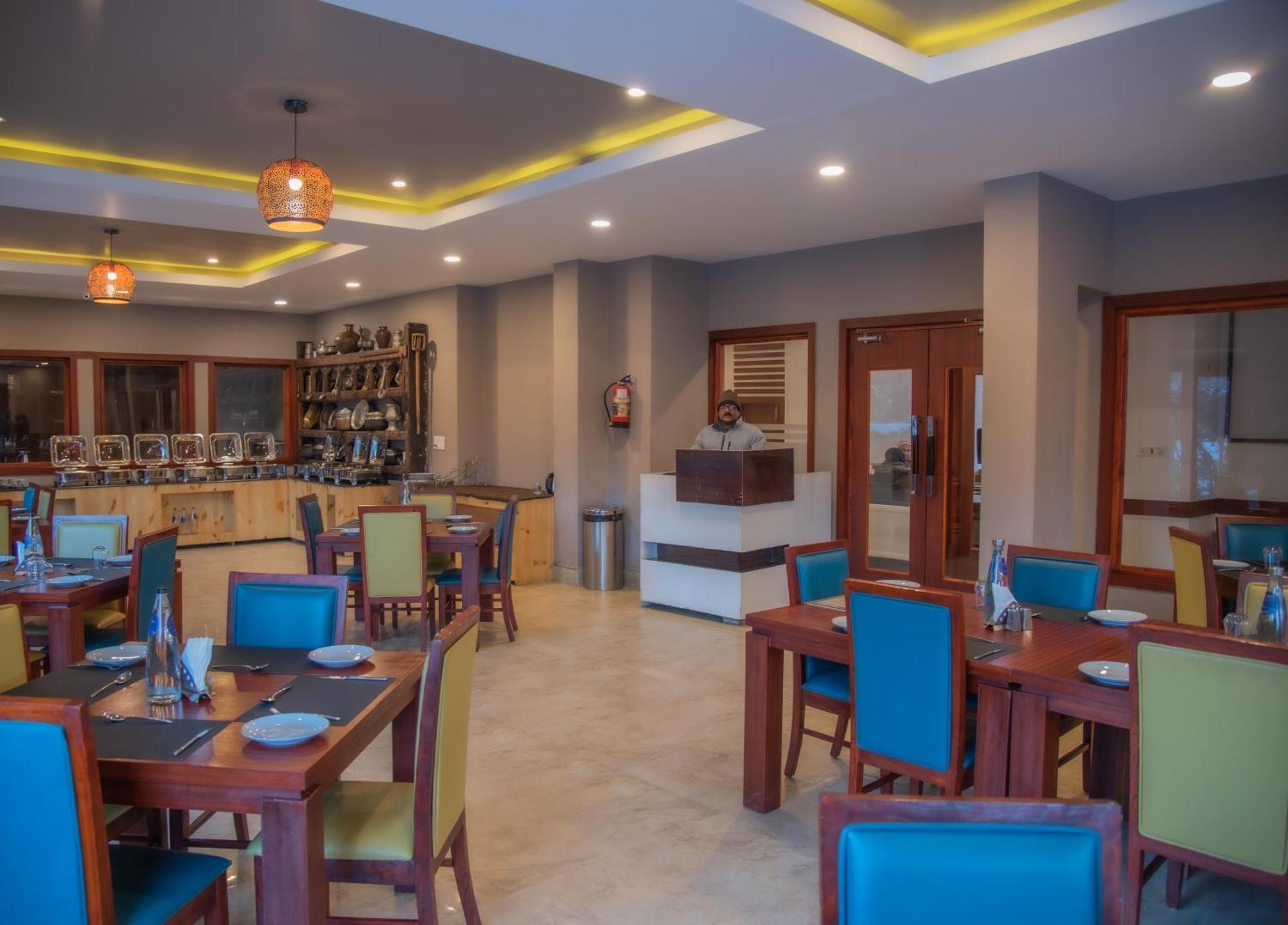 Hotel The Kargil Exterior foto
