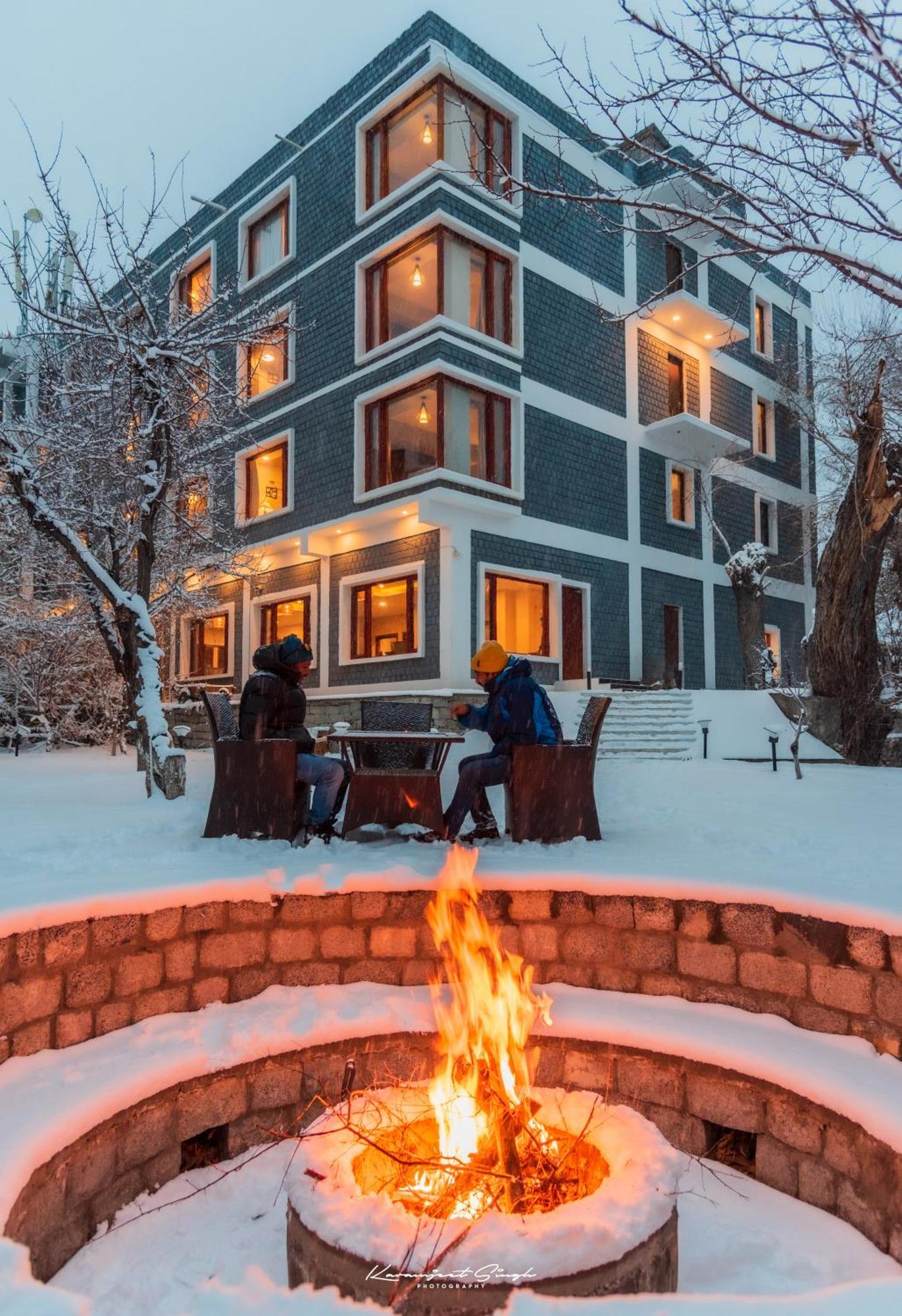 Hotel The Kargil Exterior foto