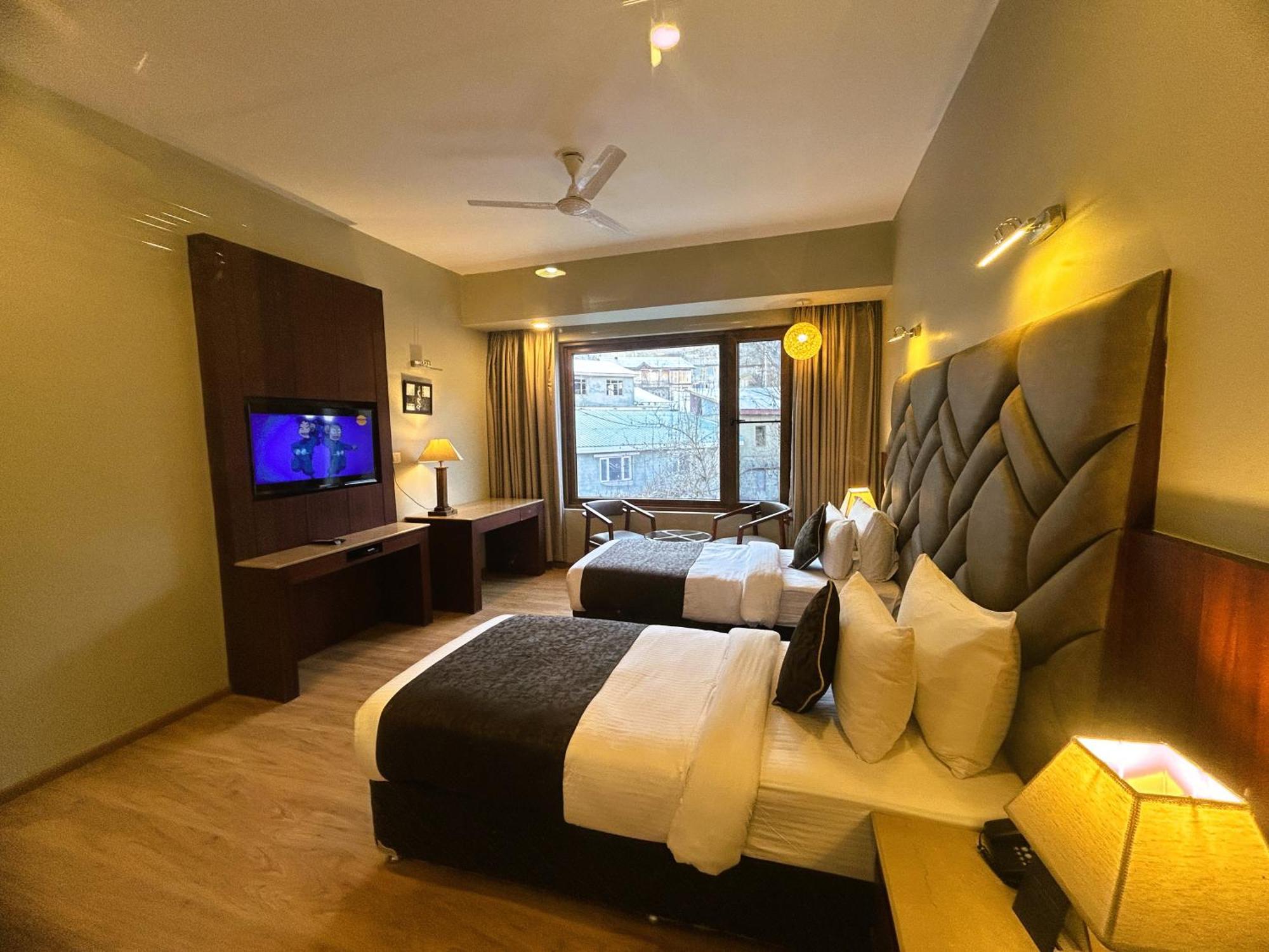 Hotel The Kargil Exterior foto